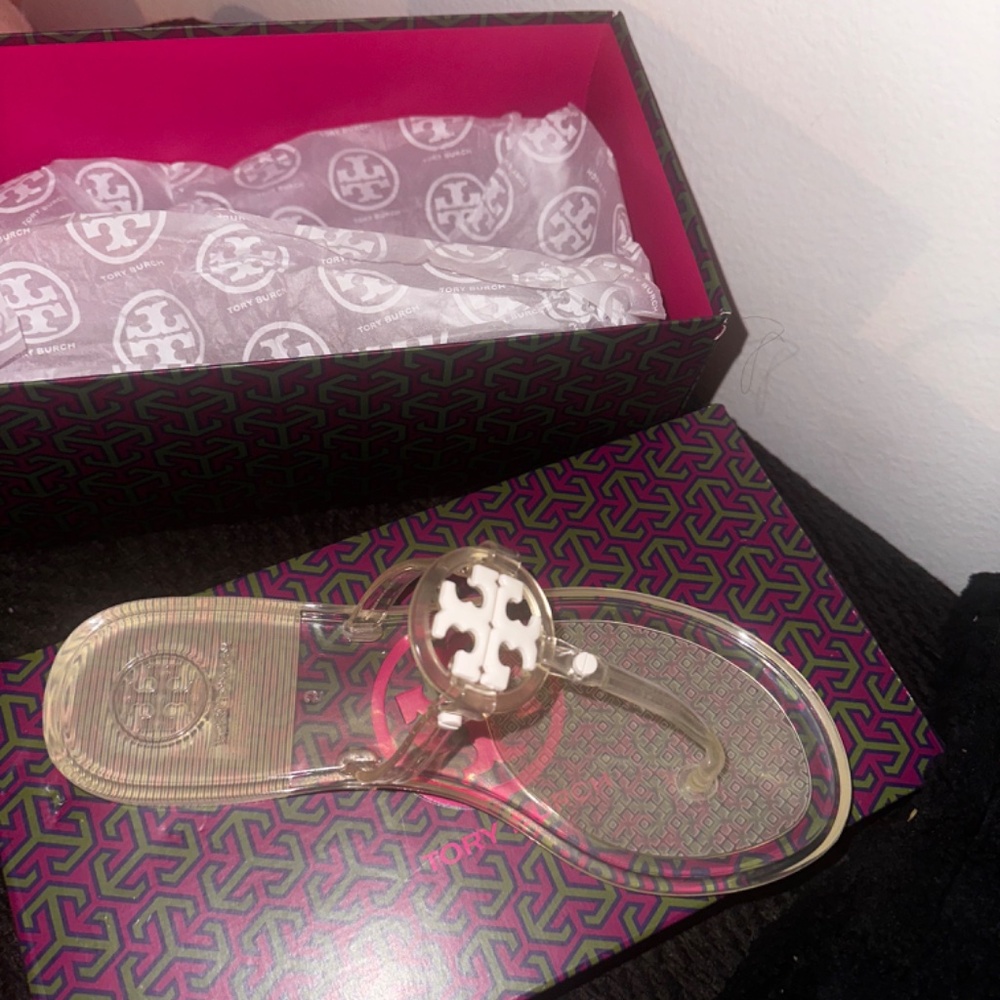 Tory Burch - Picture 2 of 3
